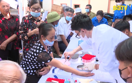 Tạo m&ocirc;i trường để thanh ni&ecirc;n r&egrave;n luyện, cống hiến v&agrave; trưởng th&agrave;nh