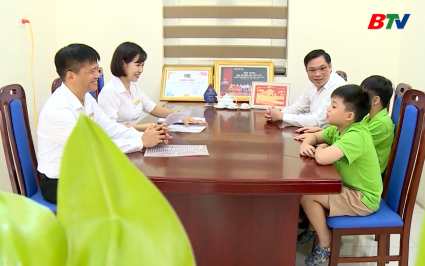 Tạo thuận lợi cho học sinh chuyển trường sau s&aacute;p nhập