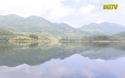 Tạp ch&iacute; Du lịch: Trải nghiệm tour du lịch Hồ Cấm Sơn