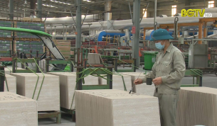 Tạp ch&iacute; Kinh tế: Hỗ trợ vốn vay cho doanh nghiệp bị ảnh hưởng bởi dịch Covid-19