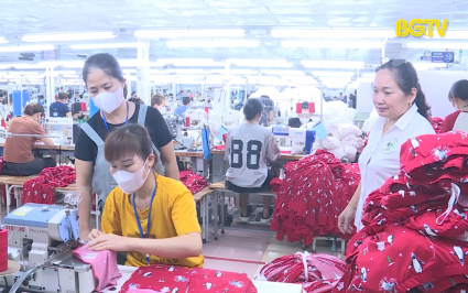 Tạp ch&iacute; Kinh tế: Kh&oacute; khăn trong hoạt động doanh nghiệp
