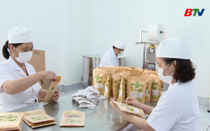  Tạp ch&iacute; Kinh tế: N&acirc;ng cao năng lực cạnh tranh, gi&aacute; trị sản phẩm Ocop