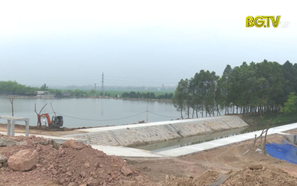 Tạp ch&iacute; NNNT: Tu bổ đ&ecirc; k&egrave;, hồ đập