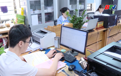 Tạp ch&iacute; N&ocirc;ng nghiệp v&agrave; M&ocirc;i trường: Rừng gỗ lớn - N&acirc;ng tầm gi&aacute; trị sản xuất