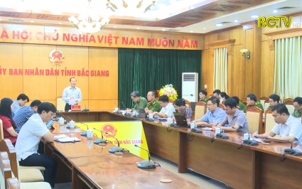 Tập trung cấp căn cước c&ocirc;ng d&acirc;n gắn ch&iacute;p, t&agrave;i khoản định danh điện tử