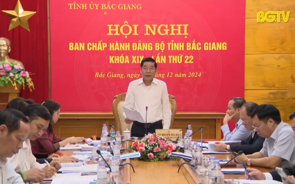 Tập trung l&atilde;nh đạo, chỉ đạo, tổ chức th&agrave;nh c&ocirc;ng Đại hội Đảng c&aacute;c cấp