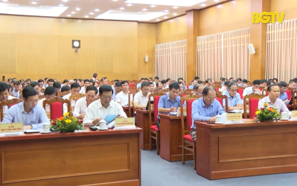 Tập trung l&atilde;nh đạo quyết liệt, linh hoạt, s&aacute;ng tạo, đạt kết quả to&agrave;n diện tr&ecirc;n c&aacute;c lĩnh vực