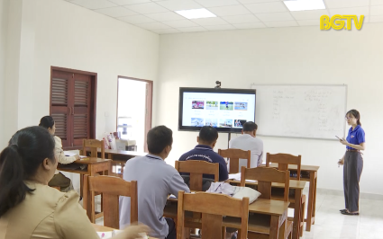 Thắm t&igrave;nh hữu nghị Bắc Giang - Xay Sổm Bun