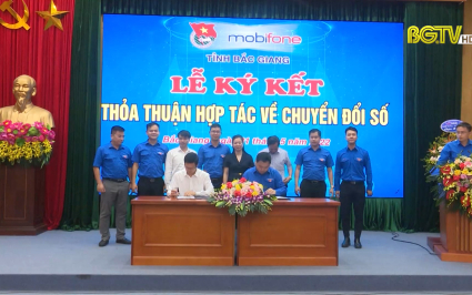 Thanh ni&ecirc;n đi đầu trong chuyển đổi số 