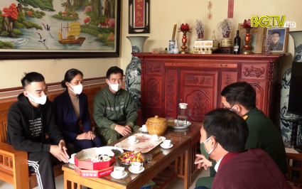 Thanh ni&ecirc;n Lục Ngạn sẵn s&agrave;ng l&ecirc;n đường bảo vệ tổ quốc