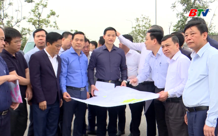 Th&aacute;o gỡ kh&oacute; khăn về mặt bằng, nguồn vật liệu x&acirc;y dựng dự &aacute;n đường v&agrave;nh đai 4 