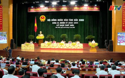 Thảo luận đề xuất nhiều giải ph&aacute;p ho&agrave;n thiện, th&uacute;c đẩy ph&aacute;t triển, kinh tế- x&atilde; hội 