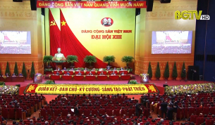 Thảo luận về c&ocirc;ng t&aacute;c nh&acirc;n sự Đại hội XIII của Đảng