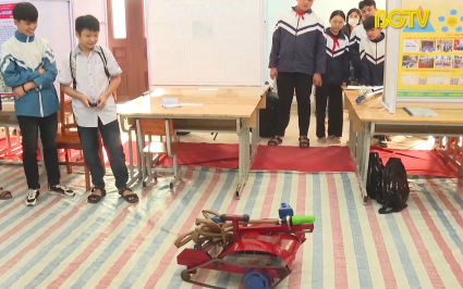 Th&ecirc;m s&acirc;n chơi cho học sinh s&aacute;ng tạo khoa học kỹ thuật 