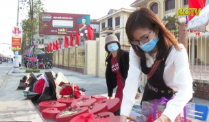 Thị trường qu&agrave; tặng ng&agrave;y Valentine 2021