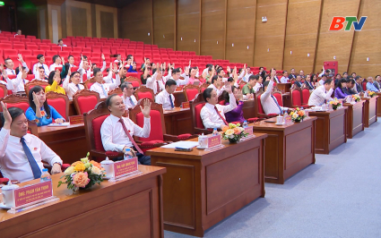 Th&ocirc;ng qua 5 Nghị quyết quan trọng tại kỳ họp thứ Nhất HĐND Th&agrave;nh phố