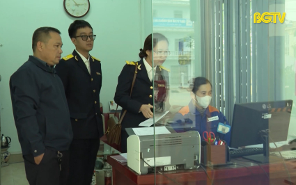 Thu hồi giấy ph&eacute;p kinh doanh nếu c&acirc;y xăng kh&ocirc;ng xuất ho&aacute; đơn b&aacute;n h&agrave;ng