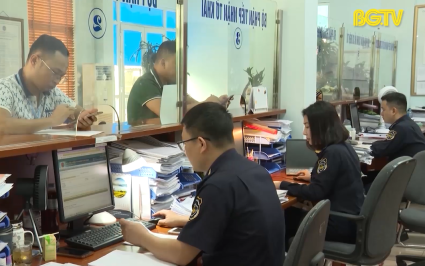 Thu ng&acirc;n s&aacute;ch xuất nhập khẩu đạt hơn 77% dự to&aacute;n cả năm 