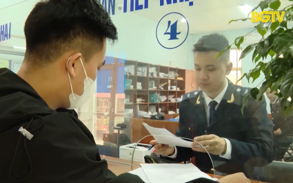 Thu ng&acirc;n s&aacute;ch xuất nhập khẩu tăng 18% so với c&ugrave;ng kỳ năm trước 