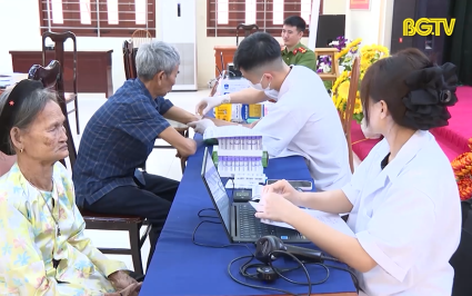 Thu nhận mẫu ADN cho th&acirc;n nh&acirc;n liệt sỹ chưa x&aacute;c định danh t&iacute;nh 