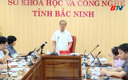 Th&uacute;c đẩy hoạt động đổi mới s&aacute;ng tạo v&agrave; n&acirc;ng cao chỉ số đổi mới s&aacute;ng tạo cấp địa phương