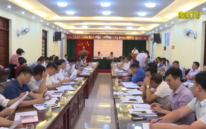 Thường trực Huyện ủy Hiệp H&ograve;a giao ban với c&aacute;c x&atilde;, thị trấn