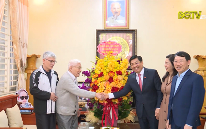 Thường trực Tỉnh uỷ thăm, ch&uacute;c Tết đồng ch&iacute; Nguyễn Thanh Quất
