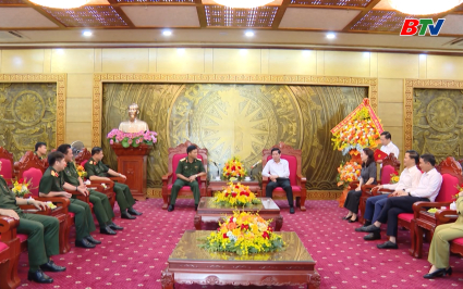 Thường trực Tỉnh uỷ tiếp v&agrave; l&agrave;m việc với Qu&acirc;n đo&agrave;n 12 
