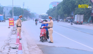 Tiềm ẩn nguy hiểm khi học sinh điều khiển xe gắn m&aacute;y biển AA-AK