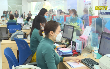 Tiền gửi tiết kiệm từ d&acirc;n cư chiếm 84% tổng nguồn vốn huy động
