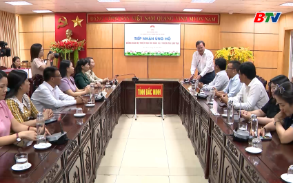 Tiếp nhận ủng hộ đồng b&agrave;o bị thiệt hại do mưa lũ