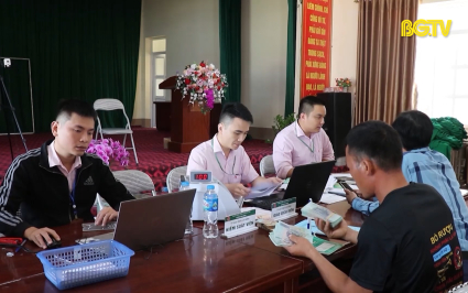 T&iacute;n dụng ch&iacute;nh s&aacute;ch gi&uacute;p người ngh&egrave;o phục hồi sản xuất