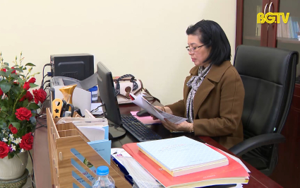 Tinh gọn bộ m&aacute;y: Tổ chức Đảng, Đảng vi&ecirc;n gương mẫu thực hiện trước