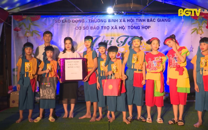 Tổ chức trung thu cho trẻ mồ c&ocirc;i, khuyết tật