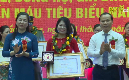 T&ocirc;n vinh tập thể, d&ograve;ng họ, gia đ&igrave;nh, c&aacute; nh&acirc;n hiến m&aacute;u ti&ecirc;u biểu 