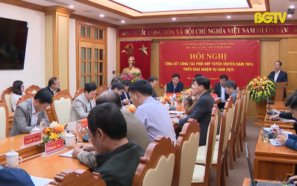 Tiếp tục đổi mới, n&acirc;ng cao chất lượng tuy&ecirc;n truyền về Quốc hội v&agrave; HĐND