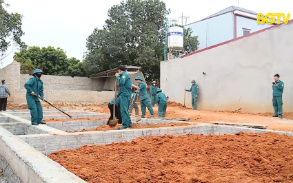 Ho&agrave;n th&agrave;nh chương tr&igrave;nh x&oacute;a nh&agrave; tạm, nh&agrave; dột n&aacute;t trước kế hoạch