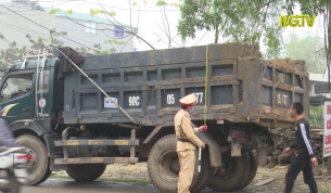 TP Bắc Giang tập trung xử l&yacute; nghi&ecirc;m xe cơi nới th&agrave;nh th&ugrave;ng