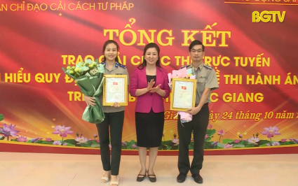 Trao giải cuộc thi T&igrave;m hiểu quy định của ph&aacute;p luật về thi h&agrave;nh &aacute;n d&acirc;n sự