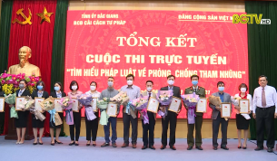 Trao giải cuộc thi trực tuyến "T&igrave;m hiểu ph&aacute;p luật về ph&ograve;ng, chống tham nhũng"