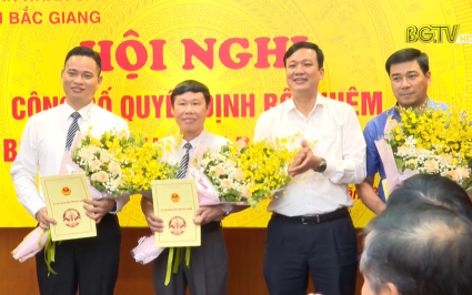 Trao Quyết định bổ nhiệm c&aacute;n bộ