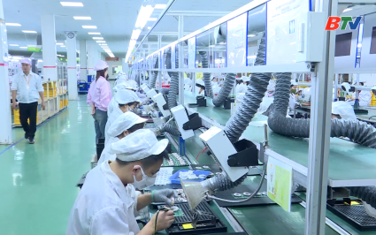 Tr&ecirc;n 33.000 lao động tại c&aacute;c Doanh nghiệp l&agrave;m việc xuy&ecirc;n Tết