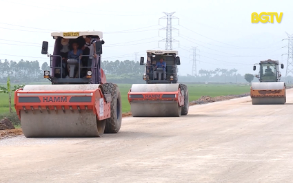 Tr&ecirc;n c&aacute;c c&ocirc;ng tr&igrave;nh thi c&ocirc;ng xuy&ecirc;n dịp nghỉ lễ 