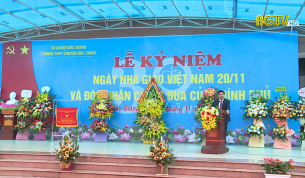 Tri &acirc;n những đ&oacute;ng g&oacute;p to lớn của c&aacute;c thế hệ c&aacute;n bộ, gi&aacute;o vi&ecirc;n ng&agrave;nh gi&aacute;o dục