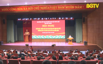 Phổ biến c&aacute;c văn bản hướng dẫn thi h&agrave;nh Luật Đất đai 2024 