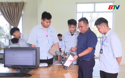 Triển khai t&iacute;n dụng ưu đ&atilde;i cho học sinh, sinh vi&ecirc;n ng&agrave;nh STEM