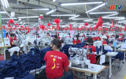 Trở lại sản xuất, quyết t&acirc;m thi đua ngay từ đầu năm 