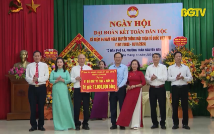 Trưởng Ban D&acirc;n vận Tỉnh ủy dự Ng&agrave;y hội Đo&agrave;n kết to&agrave;n d&acirc;n tại th&agrave;nh phố Bắc Giang