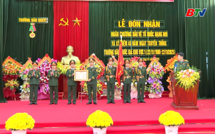 Trường bắn Quốc gia khu vực I đ&oacute;n nhận Hu&acirc;n chương Bảo vệ Tổ quốc hạng Nh&igrave; 