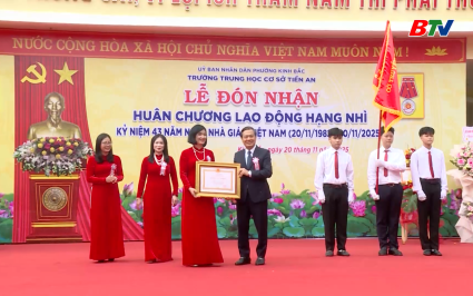 Trường THCS Tiền An đ&oacute;n nhận Hu&acirc;n chương Lao động hạng Nh&igrave; 